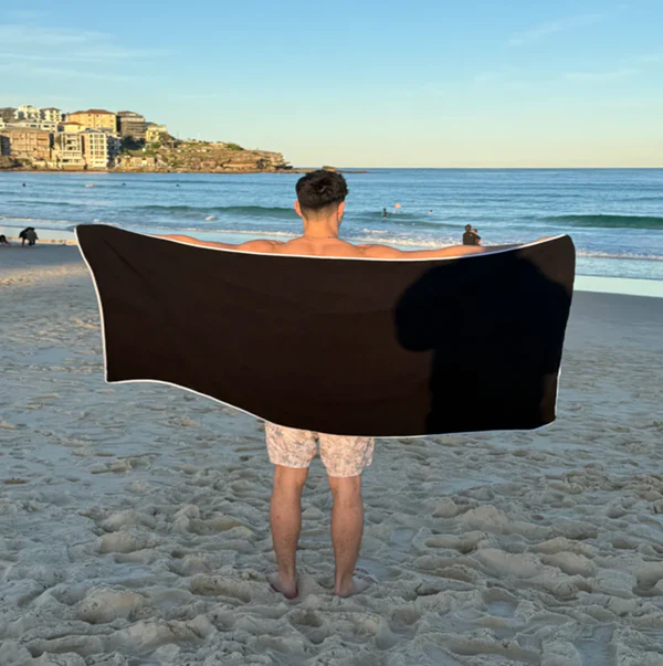 Magnetic Corner Sand‑Resistant Beach Towel